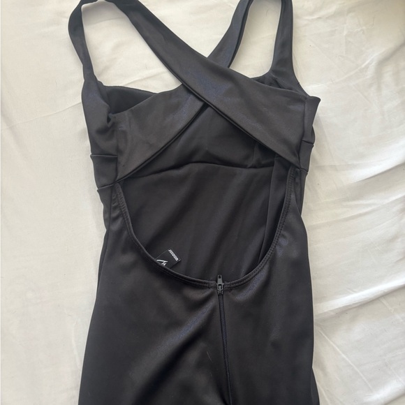 Windsor long Sleek Black Cross-Back Dress - Picture 2 of 3